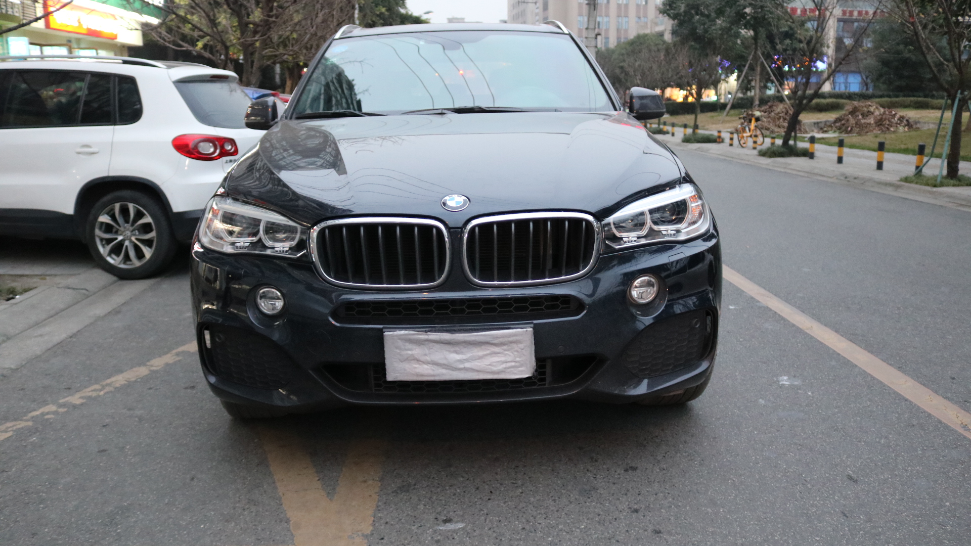 寶馬X5改車燈