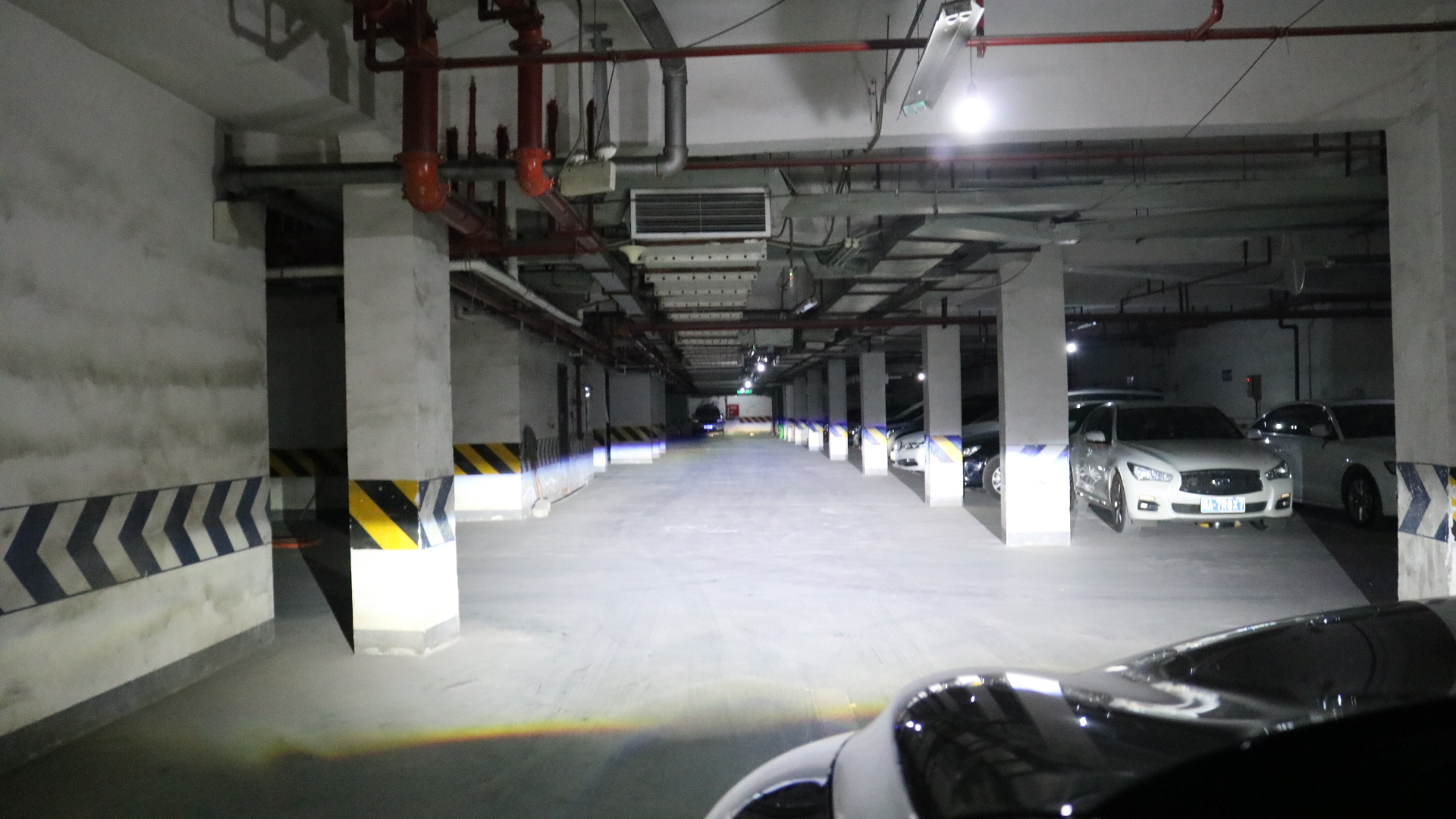 天一車燈